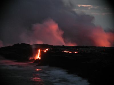 the volcano pouring into the sea on the big island