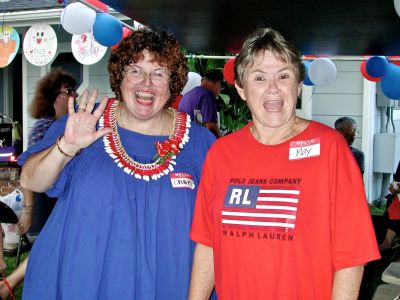 luana in the back, cheri and may walls, vets day 2001